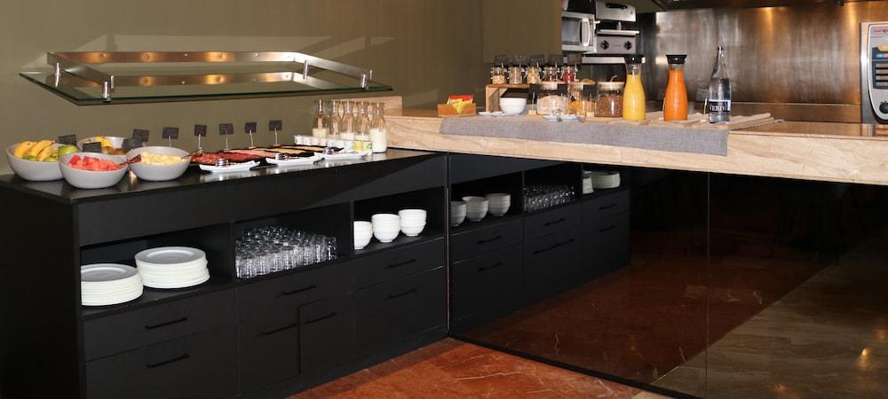Sb Express Hotel 3*